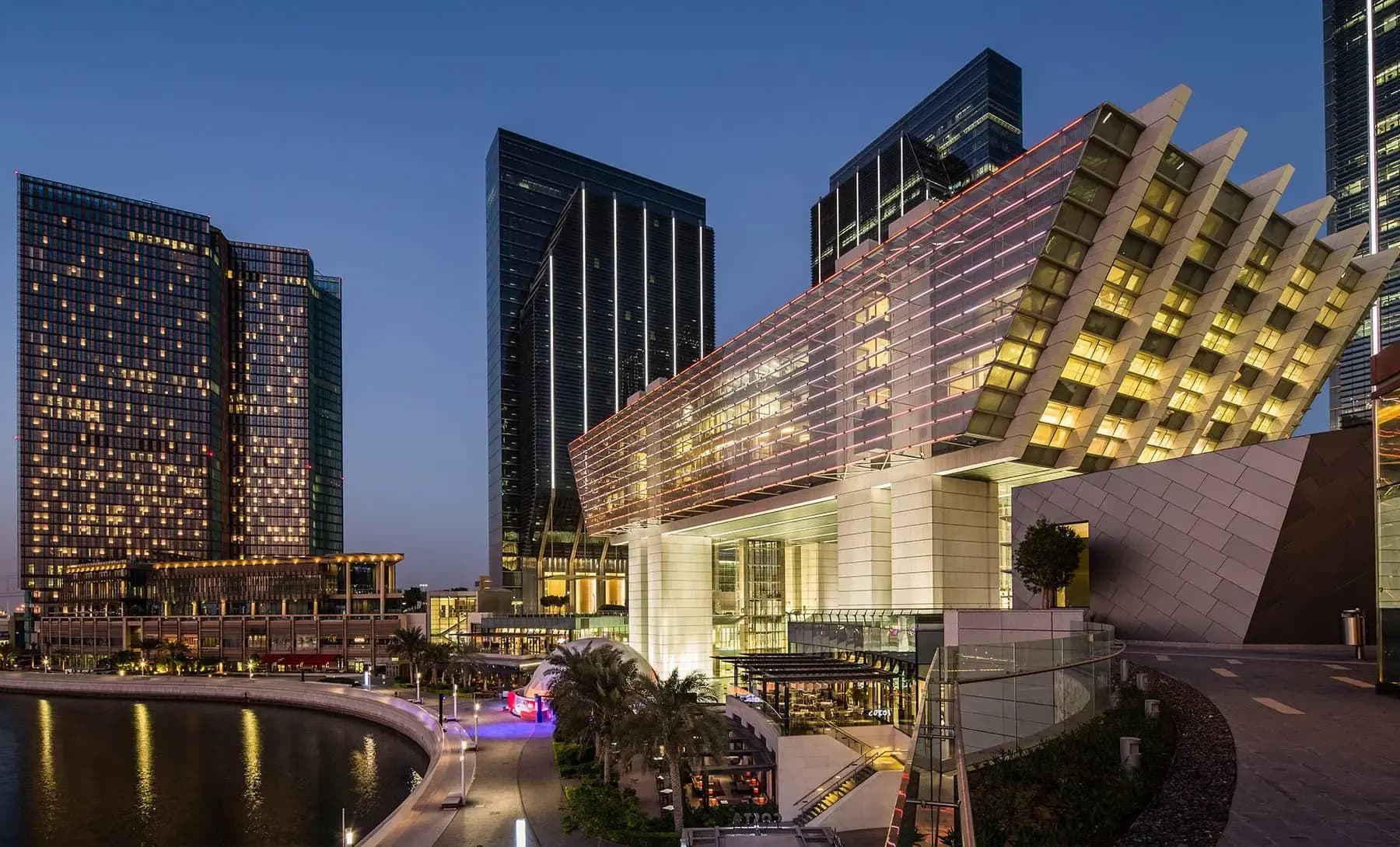 Barings Opens Abu Dhabi Office to Deepen Middle East Push