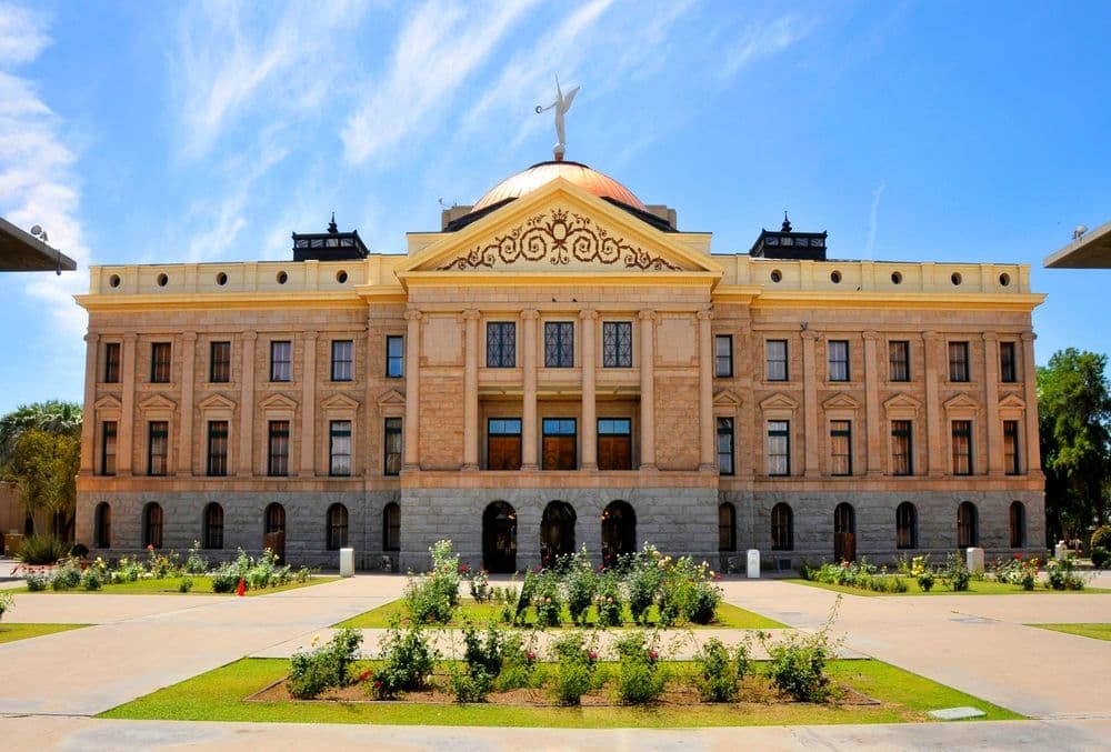 Arizona Inches Closer to Holding Bitcoin and XRP in Its State Reserve